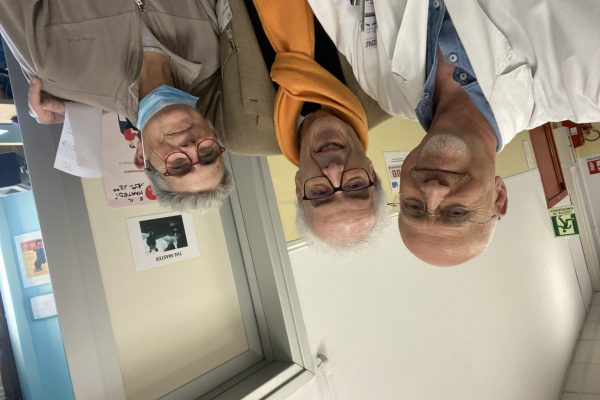 Paola e Valerio, volontari AIcarm, con Prof. Olivotto