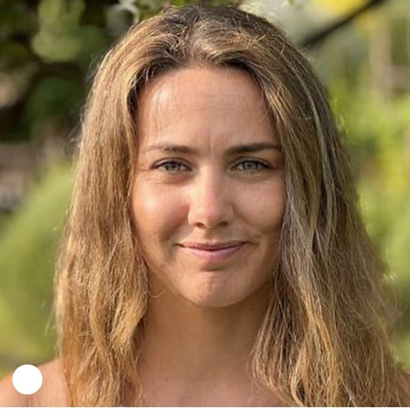 Instagram_page-0001 Giulia Bazzichi